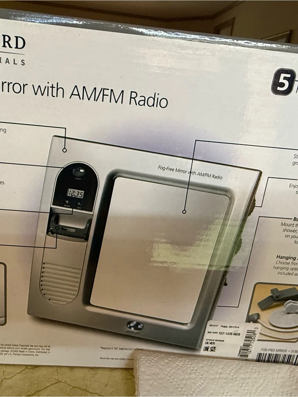Fog-Free Mirror with AM/FM Radio - Silver